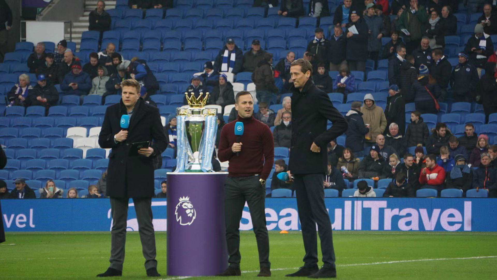 不乏类似的 不乏类似的